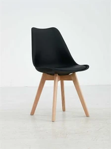 כסאות לפינת אוכל