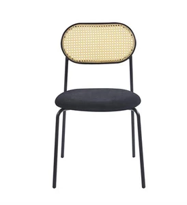כסא פינת אוכל לבית מעוצב בשילוב ראטן דגם אריסטו צבע שחור